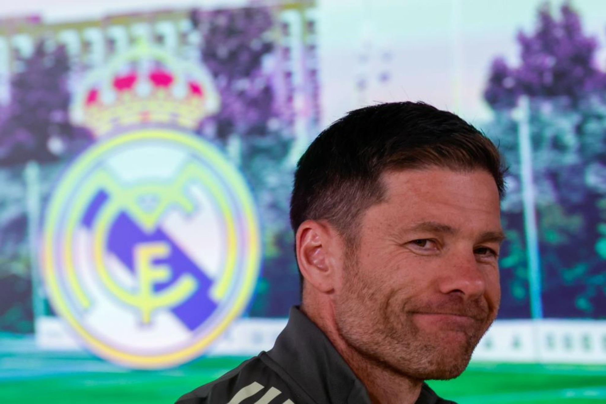 其中一个主, 归的球员