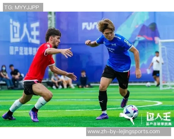 瘦弱身躯却技压群雄,这些足球球星如何用速度与技巧征服赛场